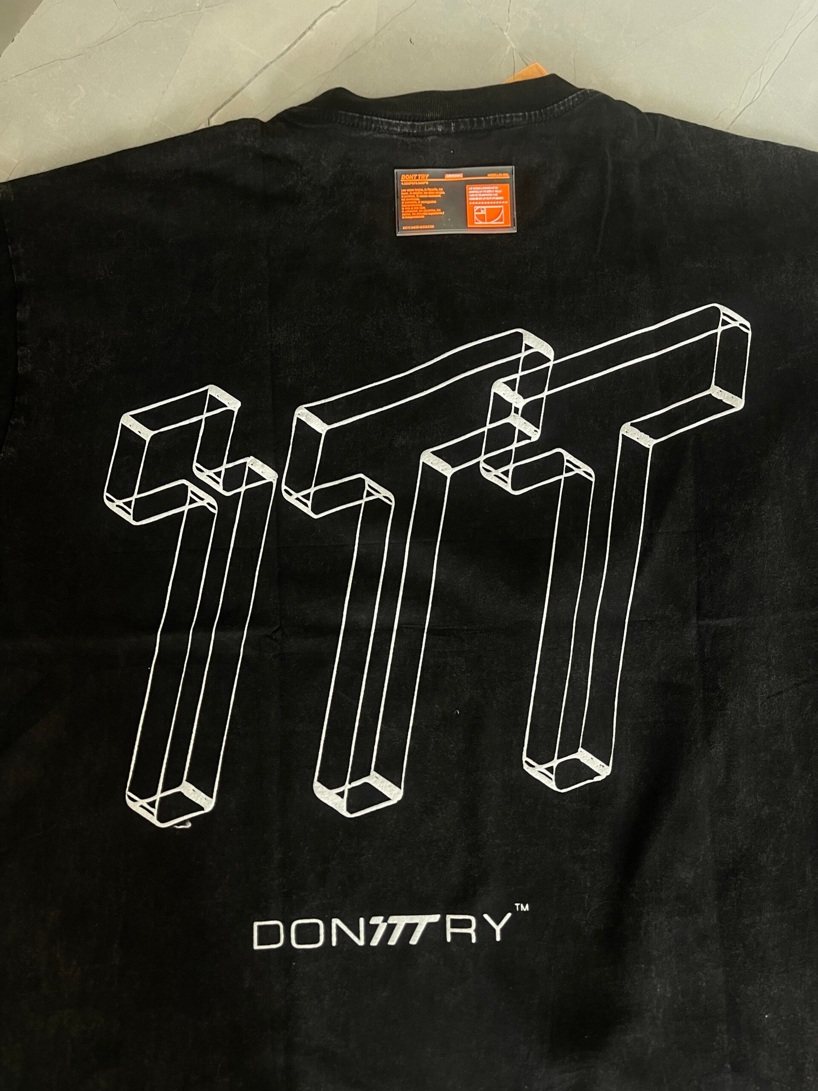 Camiseta Basic negra / negro oversize - Imagen 4