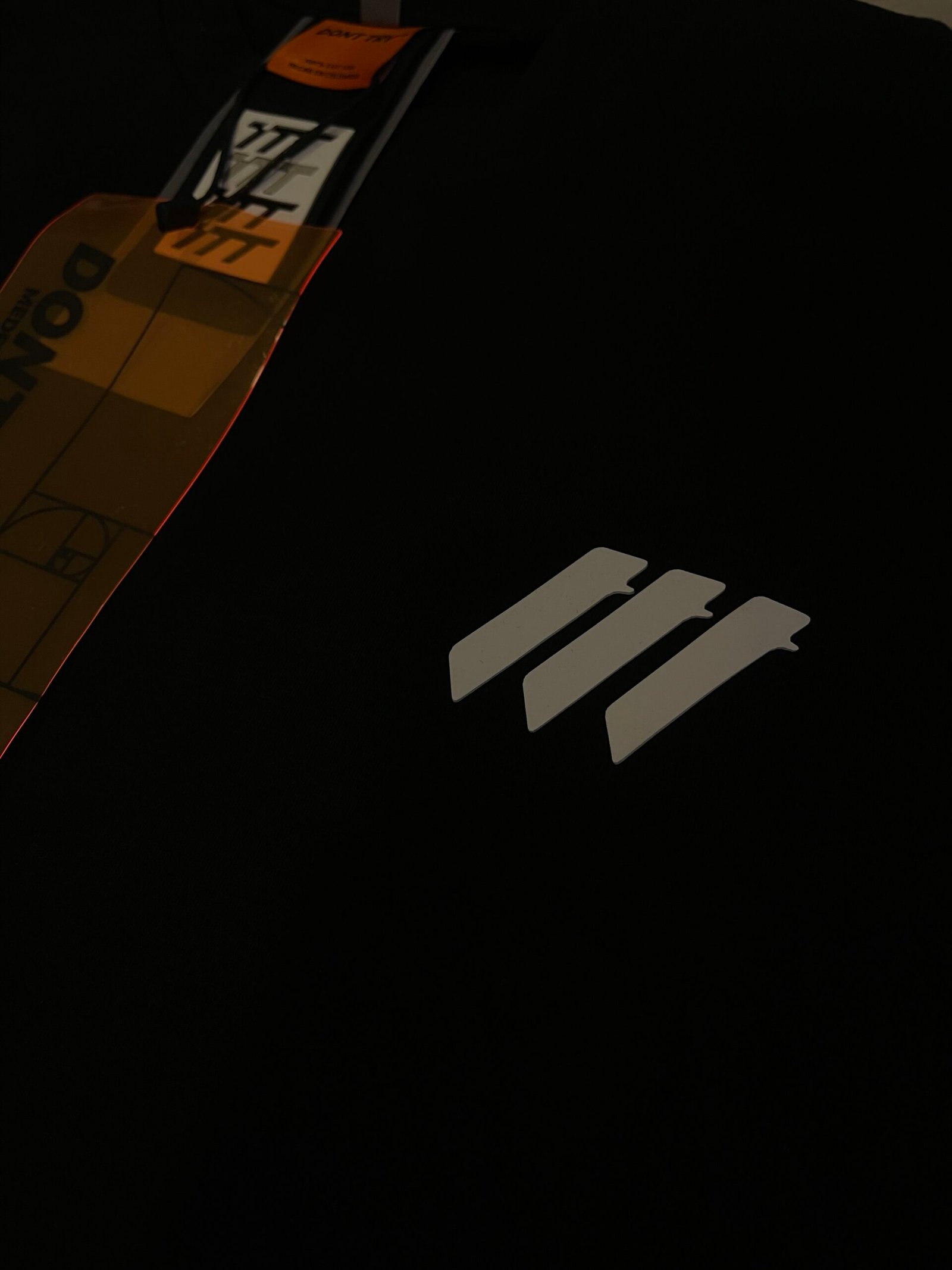 Camiseta Conection negra oversize - Imagen 2