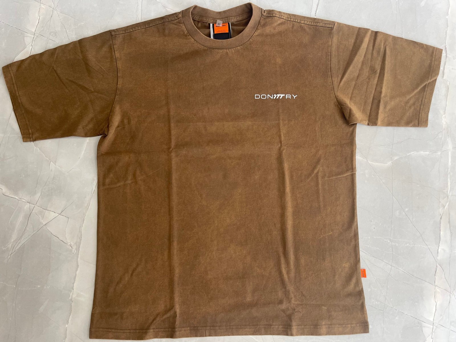 Camiseta Basic cafe / blanco oversize - Imagen 3