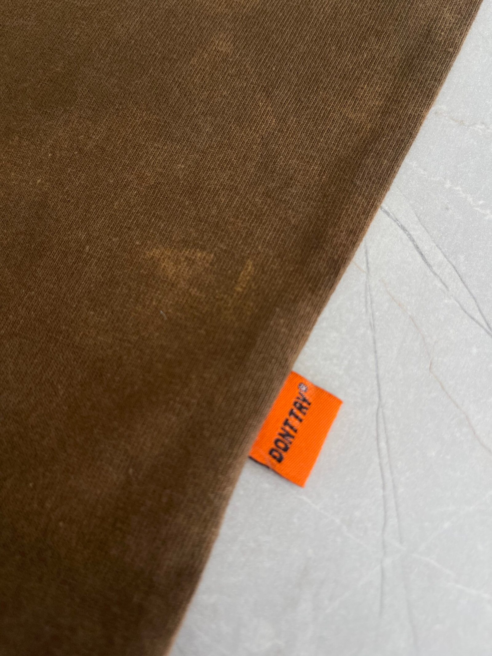 Camiseta Basic cafe / blanco oversize - Imagen 5