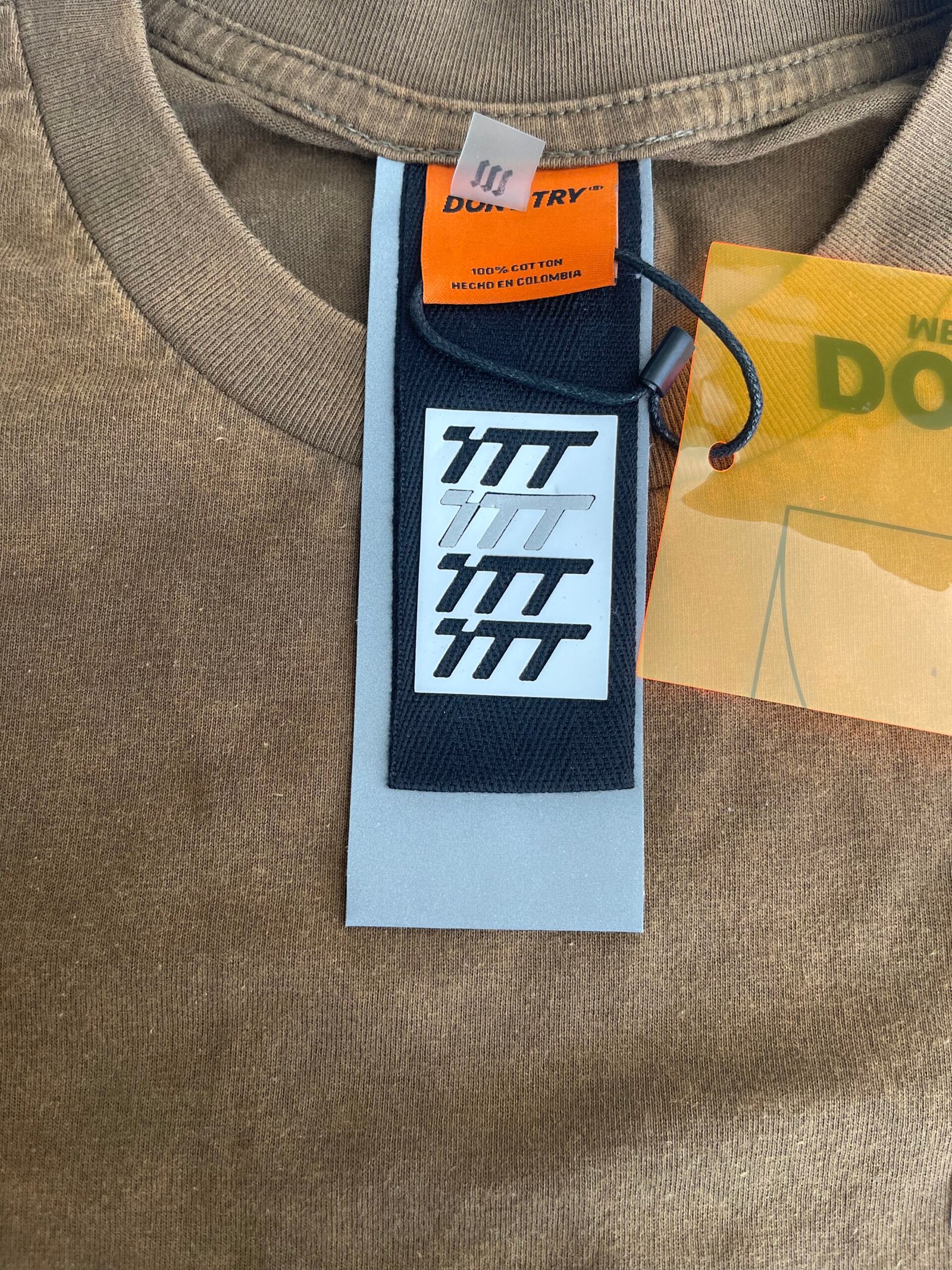 Camiseta Basic cafe / blanco oversize - Imagen 2