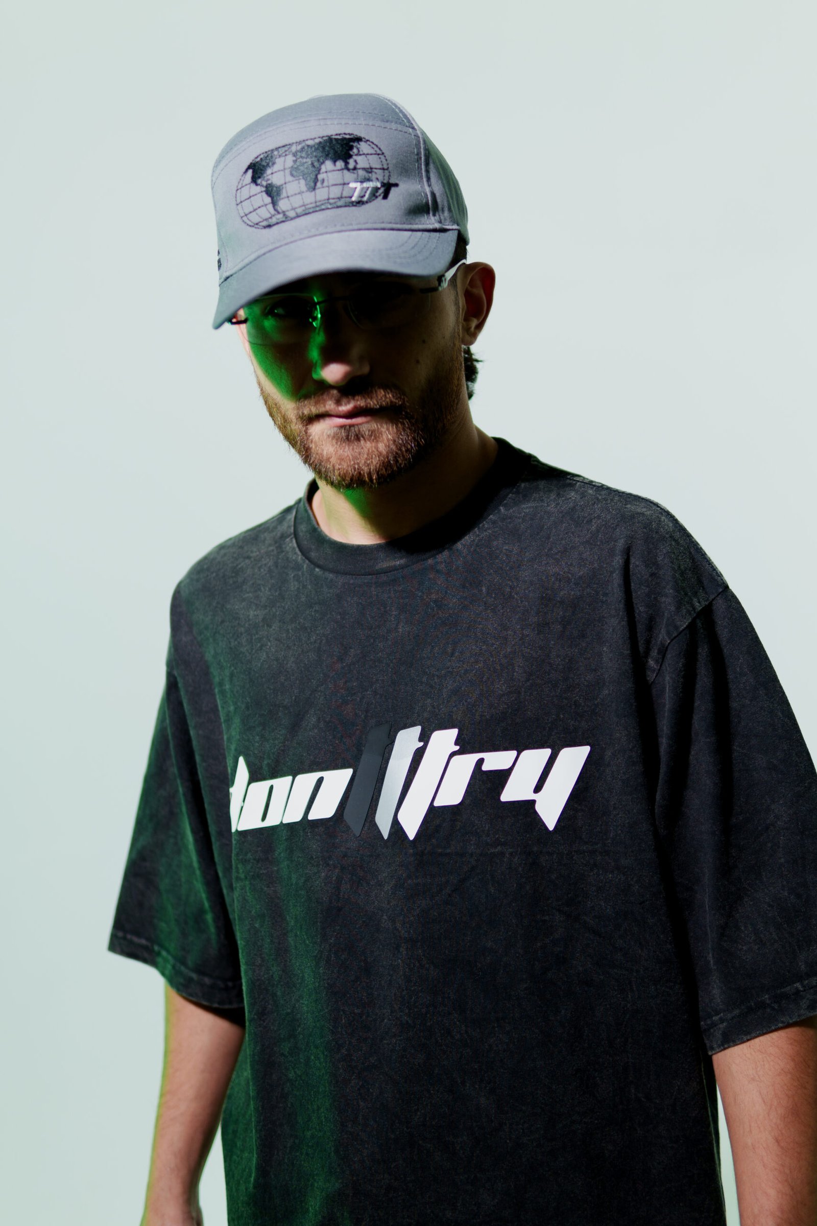 Camiseta Future 2 negra oversize